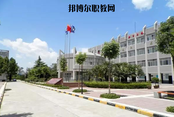 西安高陵區(qū)職業(yè)技術教育中心2020年報名條件、招生要求、招生對象 