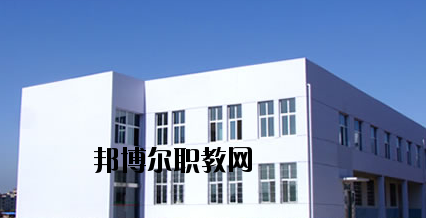 甘肅煤炭工業(yè)技工學(xué)校2020年報(bào)名條件、招生要求、招生對象