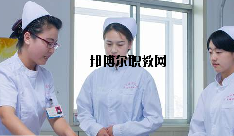 河南濮陽(yáng)衛(wèi)生學(xué)校2021年報(bào)名條件、招生要求、招生對(duì)象