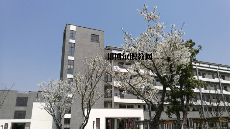 蘇州高等幼兒師范學校2020年報名條件、招生要求、招生對象