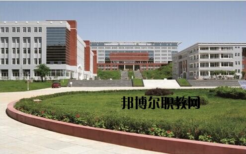銅仁廣播電視大學(xué)中專部學(xué)校怎么樣、好不好