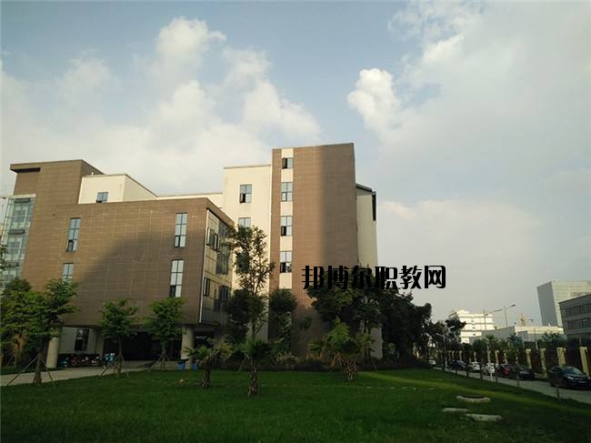 四川省自貢倍樂職業(yè)技術(shù)學(xué)校2020年報(bào)名條件、招生要求、招生對(duì)象