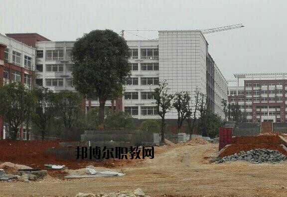 松桃苗族自治中等職業(yè)學(xué)校2020年報(bào)名條件、招生要求、招生對(duì)象