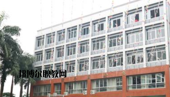 廣西電子高級(jí)技工學(xué)校2020年報(bào)名條件、招生要求、招生對(duì)象