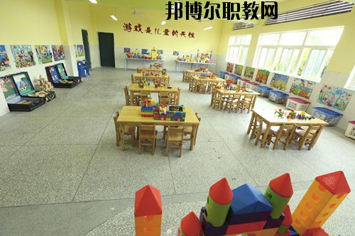 四川師范大學(xué)幼師學(xué)院2020年報(bào)名條件、招生要求、招生對象