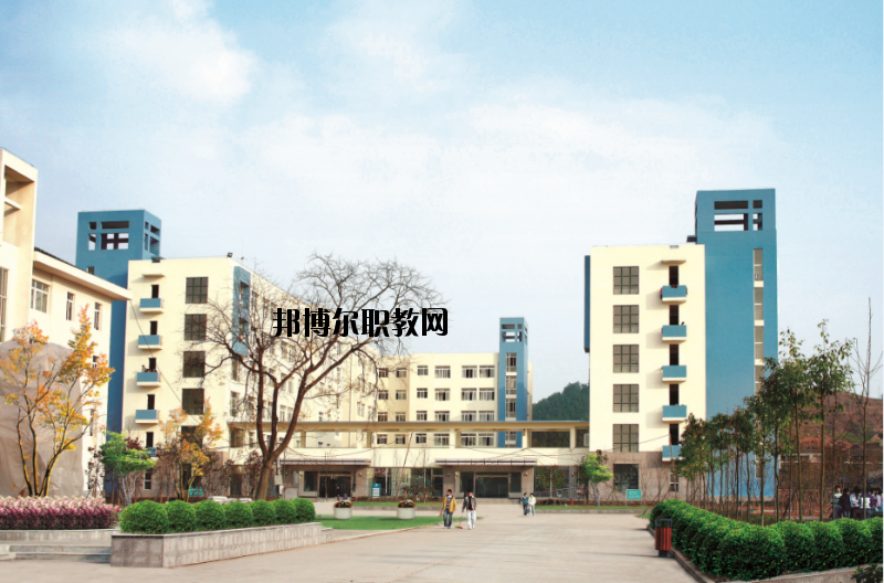 廣元市昭化區(qū)職業(yè)高級中學(xué)2020年報(bào)名條件、招生要求、招生對象
