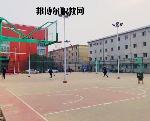新鄉(xiāng)工業(yè)學(xué)校怎么樣、好不好