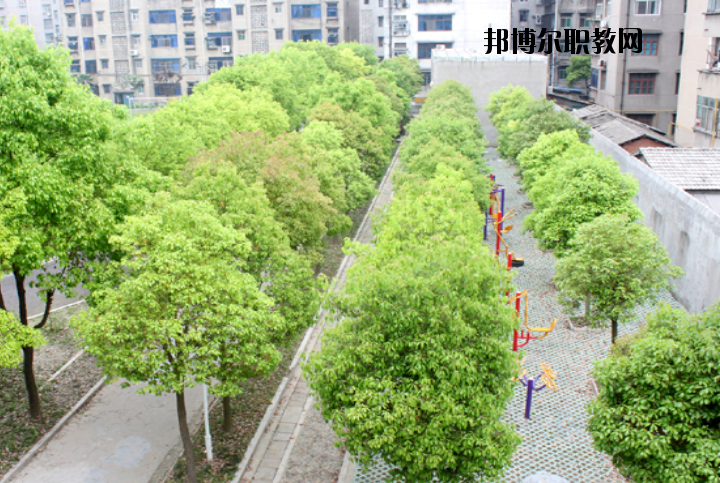 湖北潛江衛(wèi)生學(xué)校怎么樣、好不好