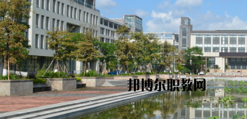 佛山高明區(qū)職業(yè)技術(shù)學(xué)校2020年報名條件、招生要求、招生對象