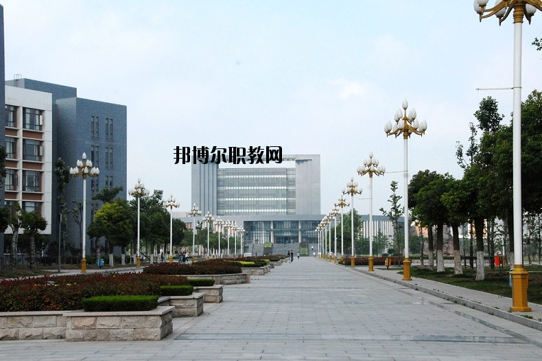 鹽城師范學(xué)院怎么樣、好不好
