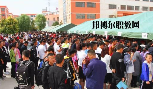 武威涼州區(qū)職業(yè)中等專業(yè)學(xué)校2020年報(bào)名條件、招生要求、招生對象