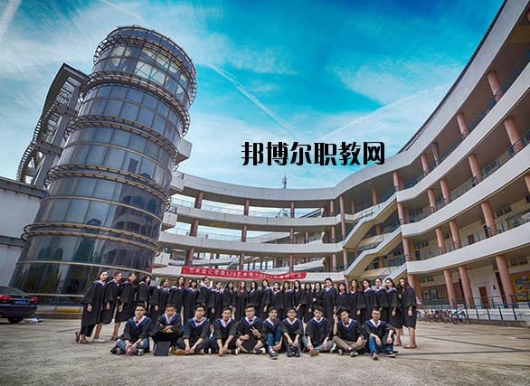 南京財(cái)經(jīng)大學(xué)怎么樣、好不好