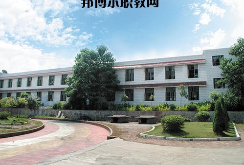 贛州科技學(xué)校2020年報名條件、招生要求、招生對象 