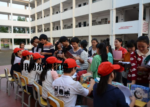 贛縣職業(yè)中等專業(yè)學(xué)校2020年報(bào)名條件、招生要求、招生對(duì)象