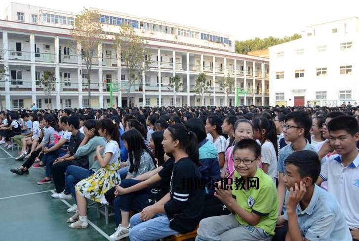 南陽第二中等職業(yè)學(xué)校2021年報名條件、招生要求、招生對象