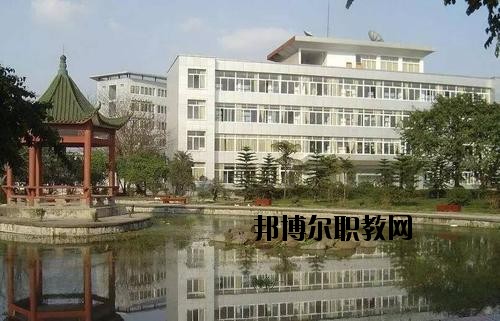 宜賓商業(yè)職業(yè)中等專業(yè)學校2020年報名條件、招生要求、招生對象
