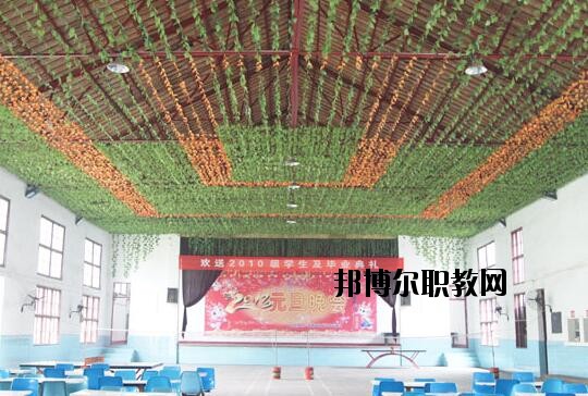 孝感第二技工學(xué)校2020年報(bào)名條件、招生要求、招生對(duì)象
