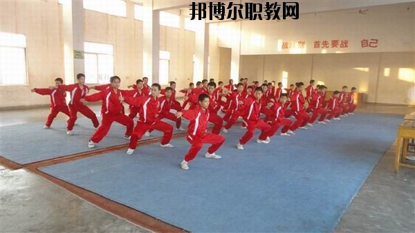 吉安文武學(xué)校2020年報名條件、招生要求、招生對象 