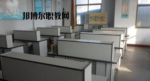 保定富昌中專學(xué)校2020年報名條件、招生要求、招生對象 