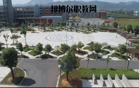 酒泉職業(yè)中等專(zhuān)業(yè)學(xué)校怎么樣，好不好