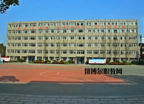 孝感工業(yè)學(xué)校怎么樣、好不好
