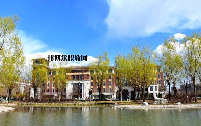 京山衛(wèi)生學(xué)校2020年報名條件、招生要求、招生對象
