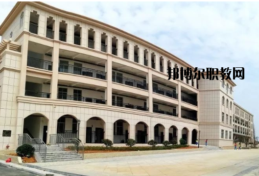 德安中等職業(yè)技術(shù)學(xué)校2020年報(bào)名條件、招生要求、招生對(duì)象