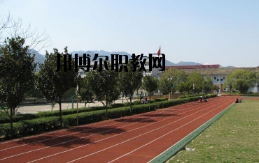 西峰職業(yè)中等專(zhuān)業(yè)學(xué)校怎么樣、好不好