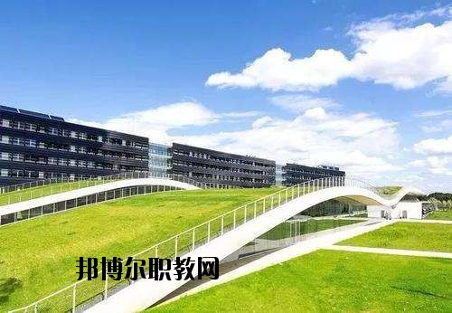 長陽職教中心怎么樣、好不好