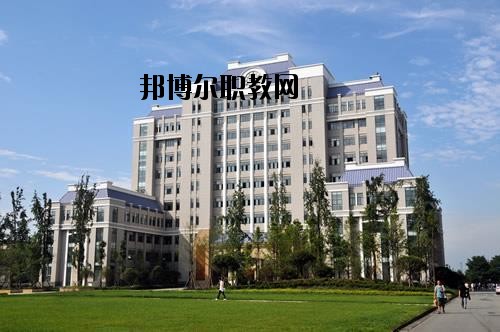 南充通信運(yùn)輸職業(yè)學(xué)校2020年報(bào)名條件、招生要求、招生對(duì)象