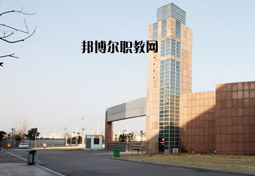 鳳臺(tái)職業(yè)教育中心2020年報(bào)名條件、招生要求、招生對(duì)象