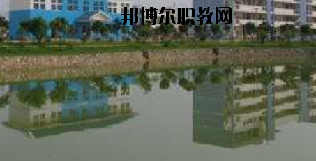 柳州鹿寨職業(yè)教育中心怎么樣、好不好