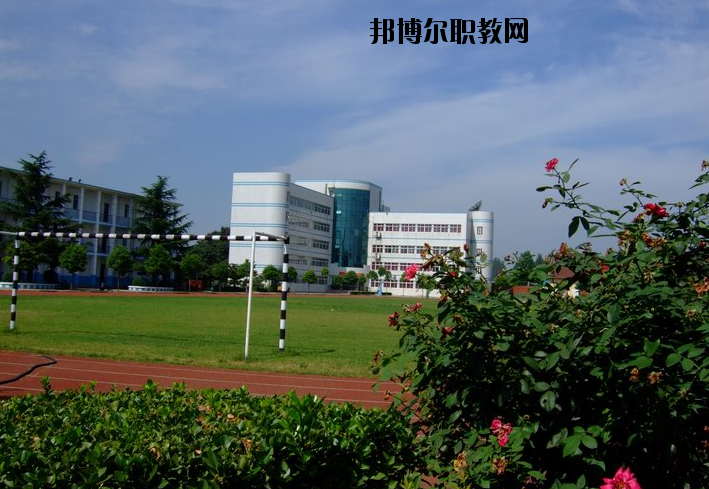 南陽建筑工程學(xué)校2021年報名條件、招生要求、招生對象