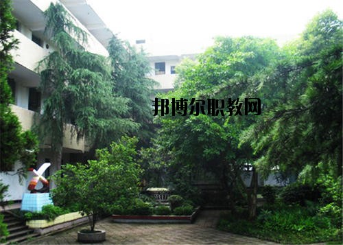 內(nèi)江求是職業(yè)技術(shù)學(xué)校怎么樣、好不好