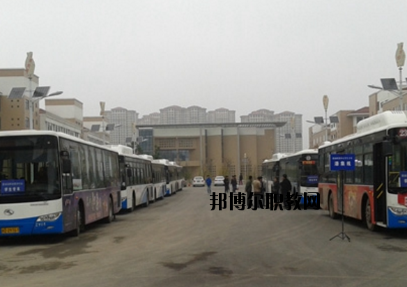淮南職業(yè)教育中心2020年報名條件、招生要求、招生對象