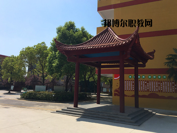 潁上信息工程學(xué)校怎么樣、好不好