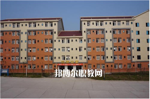 瀘州交通技工學(xué)校2020年報(bào)名條件、招生要求、招生對(duì)象
