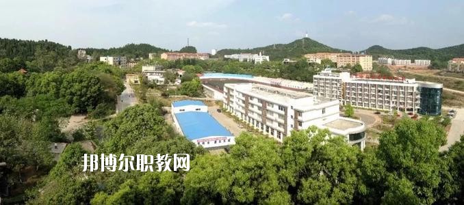 綿陽(yáng)交通技工學(xué)校2020年報(bào)名條件、招生要求、招生對(duì)象