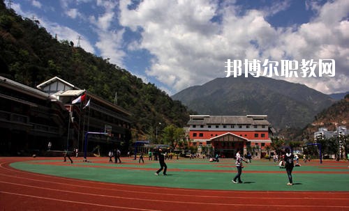 四川石棉職業(yè)高級中學(xué)2020年報名條件、招生要求、招生對象