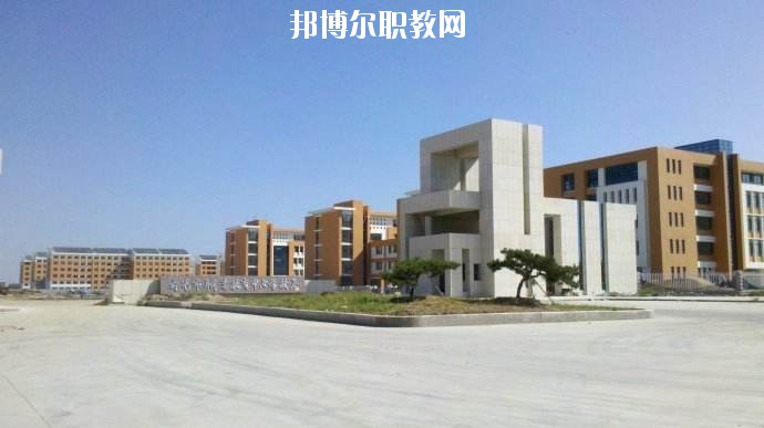 確山縣職業(yè)教育中心2021年報(bào)名條件、招生要求、招生對(duì)象
