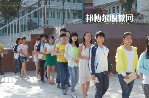 達(dá)州職業(yè)高級(jí)中學(xué)2020年報(bào)名條件、招生要求、招生對(duì)象