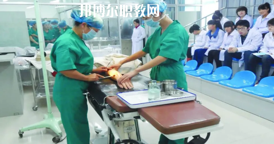 甘肅省臨夏州職業(yè)技術(shù)學(xué)校2020年報名條件、招生要求、招生對象