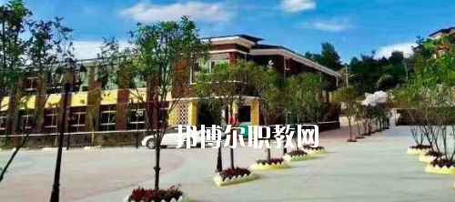 貴州航空工業(yè)技師學(xué)院烏當(dāng)校區(qū)2020年報(bào)名條件、招生要求、招生對(duì)象