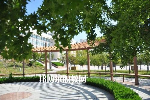 樂(lè)山沙灣職業(yè)高級(jí)中學(xué)怎么樣、好不好