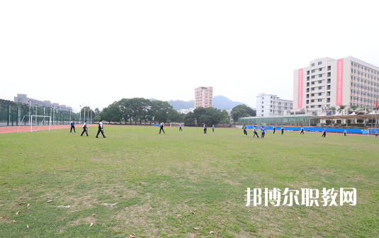 深圳市龍崗區(qū)第二職業(yè)技術(shù)學(xué)校2020年報名條件、招生要求、招生對象