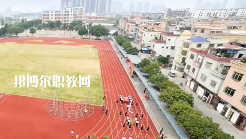 佛山順德區(qū)容桂職業(yè)技術(shù)學校2020年學費、收費多少