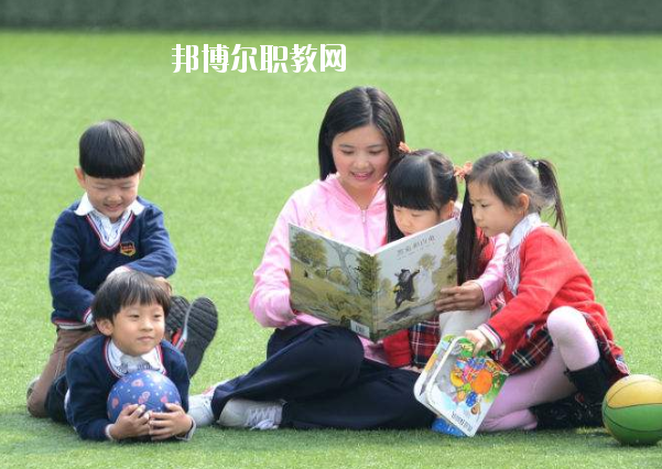 湖北2020年以幼師學(xué)校為王牌專(zhuān)業(yè)的大專(zhuān)學(xué)校有哪些