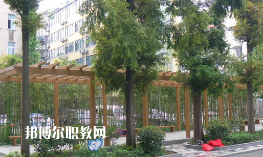 蕪湖職業(yè)技術學院附屬中等職業(yè)學校怎么樣、好不好