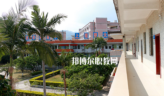 惠州華科職業(yè)高級(jí)中學(xué)怎么樣、好不好