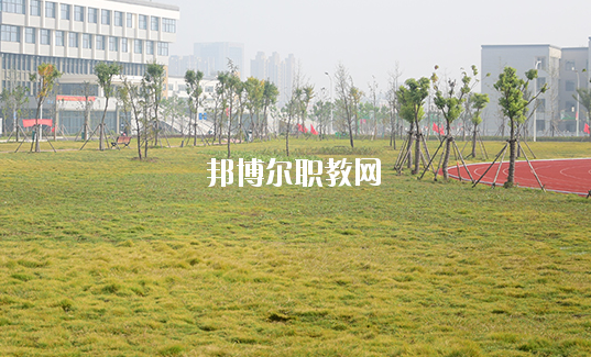 安徽蚌埠技師學(xué)院2020年學(xué)費(fèi)、收費(fèi)多少